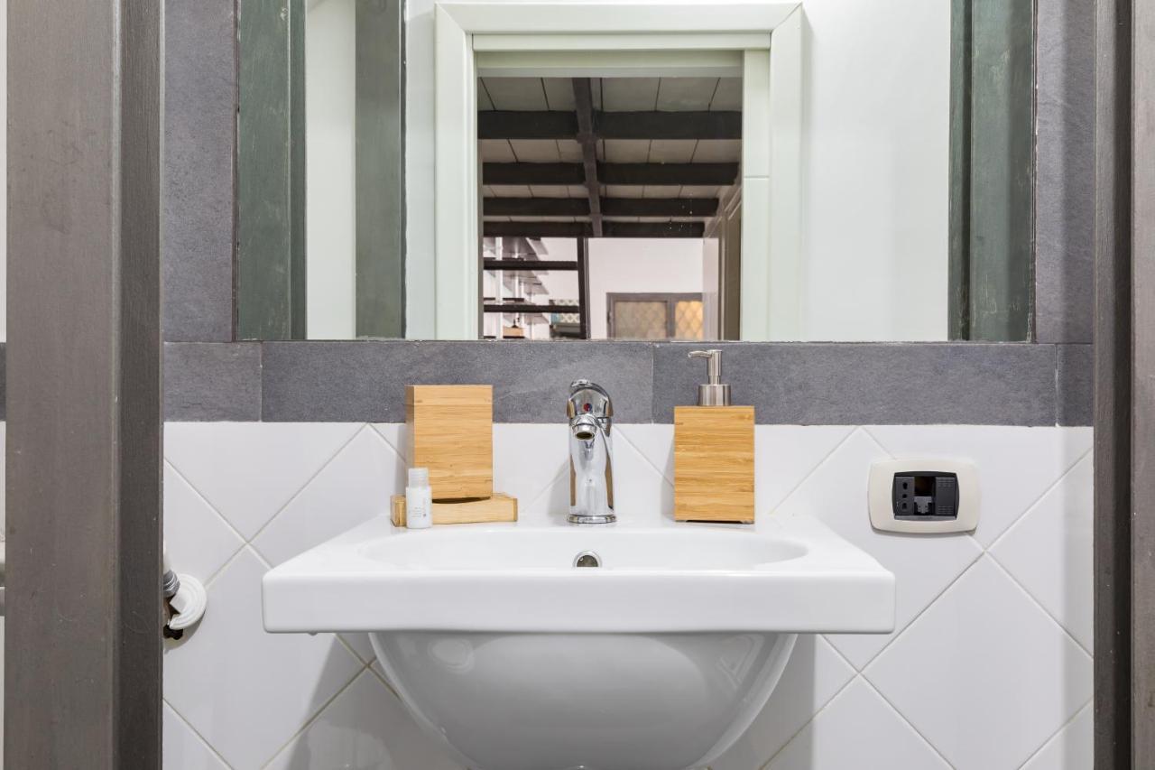 Trevi Fountain Modern Loft Apartment Рим Экстерьер фото
